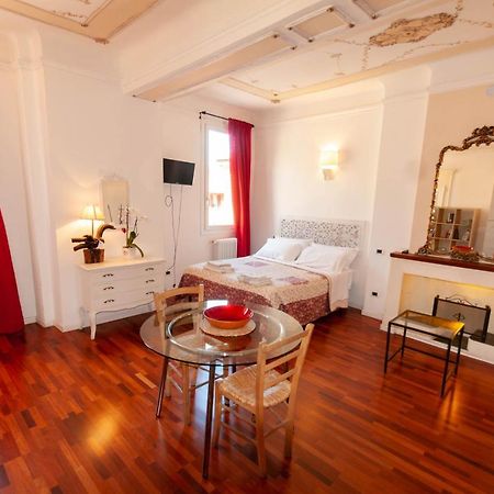 Porta Antica Apartment Bologna Eksteriør bilde