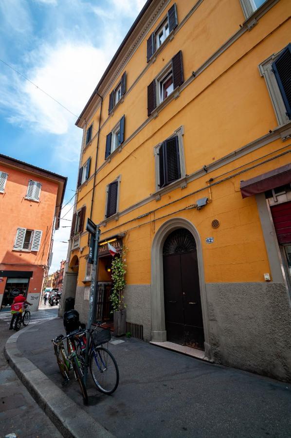 Porta Antica Apartment Bologna Eksteriør bilde